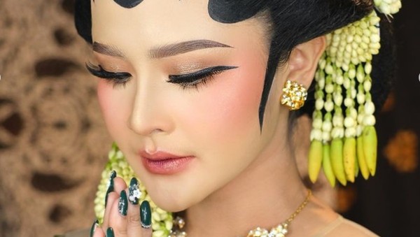 Mas Kawin Bella Bonita Dibayar 12.000 Riyal, Manajer Denny Caknan: Itu Sisa Uang Umrah Mas Kawin Bella Bonita Dibayar 12.000 Riyal, Manajer Denny Caknan: Itu Sisa Uang Umrah