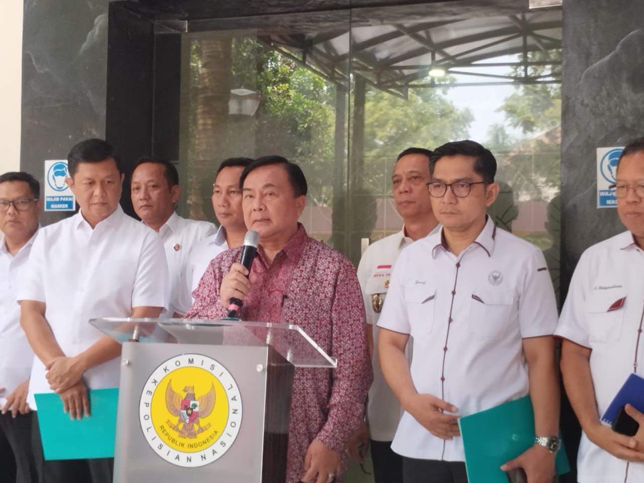Kompolnas Buka Suara Ungkap Kasus Perbankan Polda Sulut Kompolnas Buka Suara Ungkap Kasus Perbankan Polda Sulut