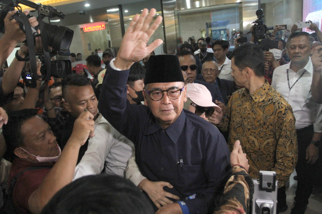 Terbaru! Bareskrim Polri Sangkakan Pasal 45a UU ITE ke Panji Gumilang Terbaru! Bareskrim Polri Sangkakan Pasal 45a UU ITE ke Panji Gumilang