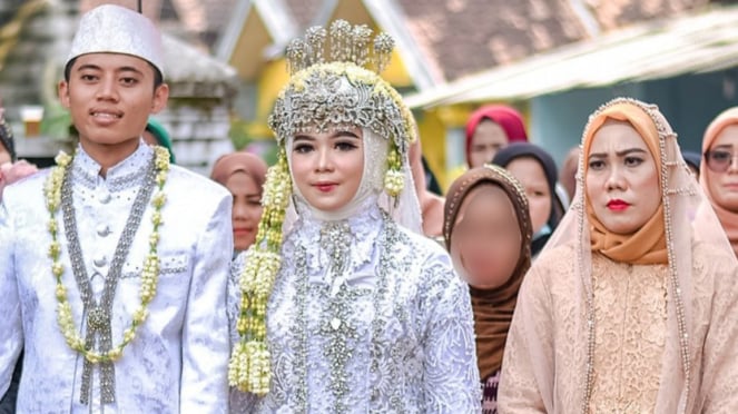 Terlibat Kasus Perselingkuhan Menantu-Mertua, Rozy dan Rihanah Ditetapkan sebagai Tersangka Terlibat Kasus Perselingkuhan Menantu-Mertua, Rozy dan Rihanah Ditetapkan sebagai Tersangka