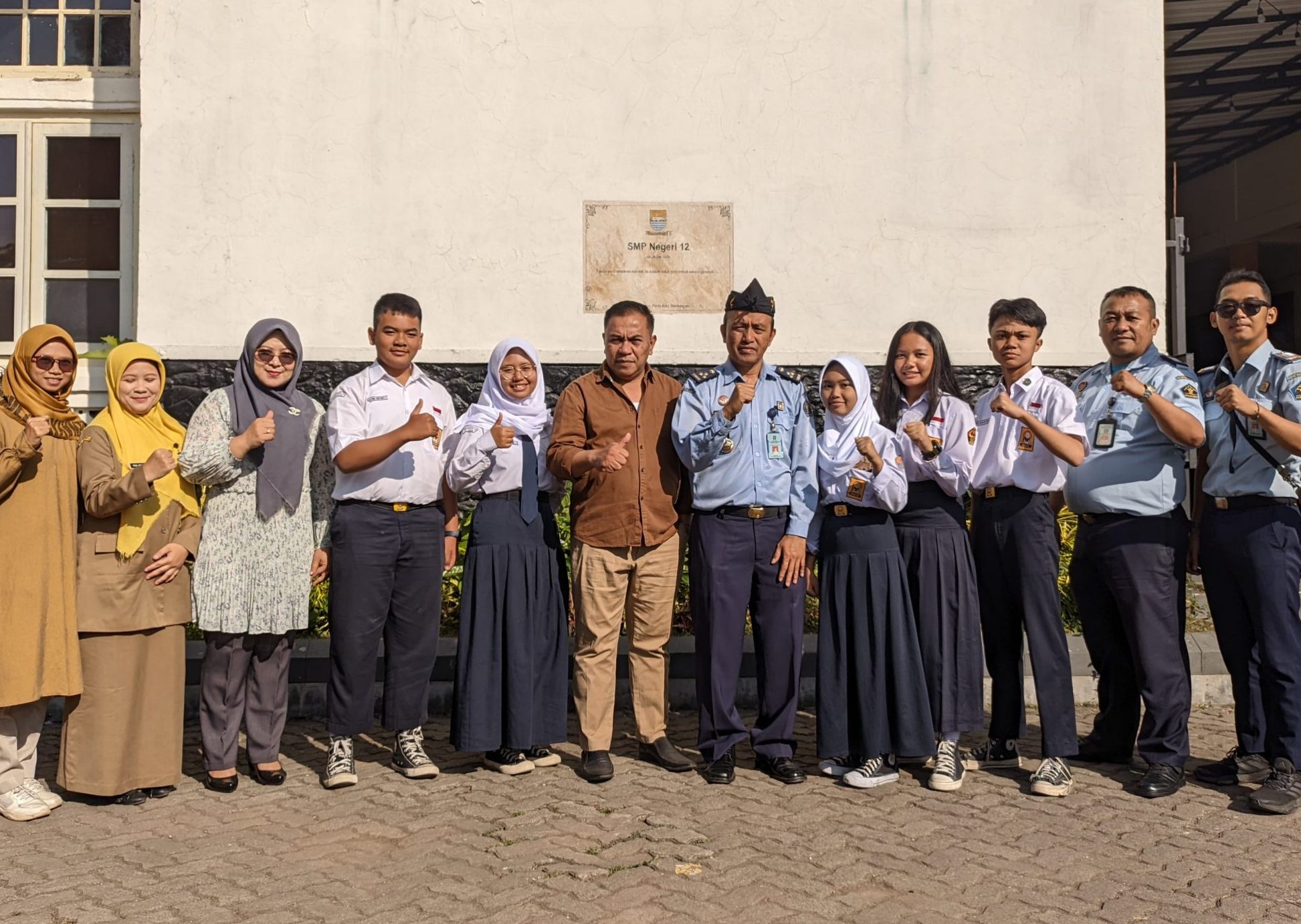 Pelajar SMP di Kota Bandung Kampanyekan Tolak Perundungan dan Kekerasan Seksual Pelajar SMP di Kota Bandung Kampanyekan Tolak Perundungan dan Kekerasan Seksual