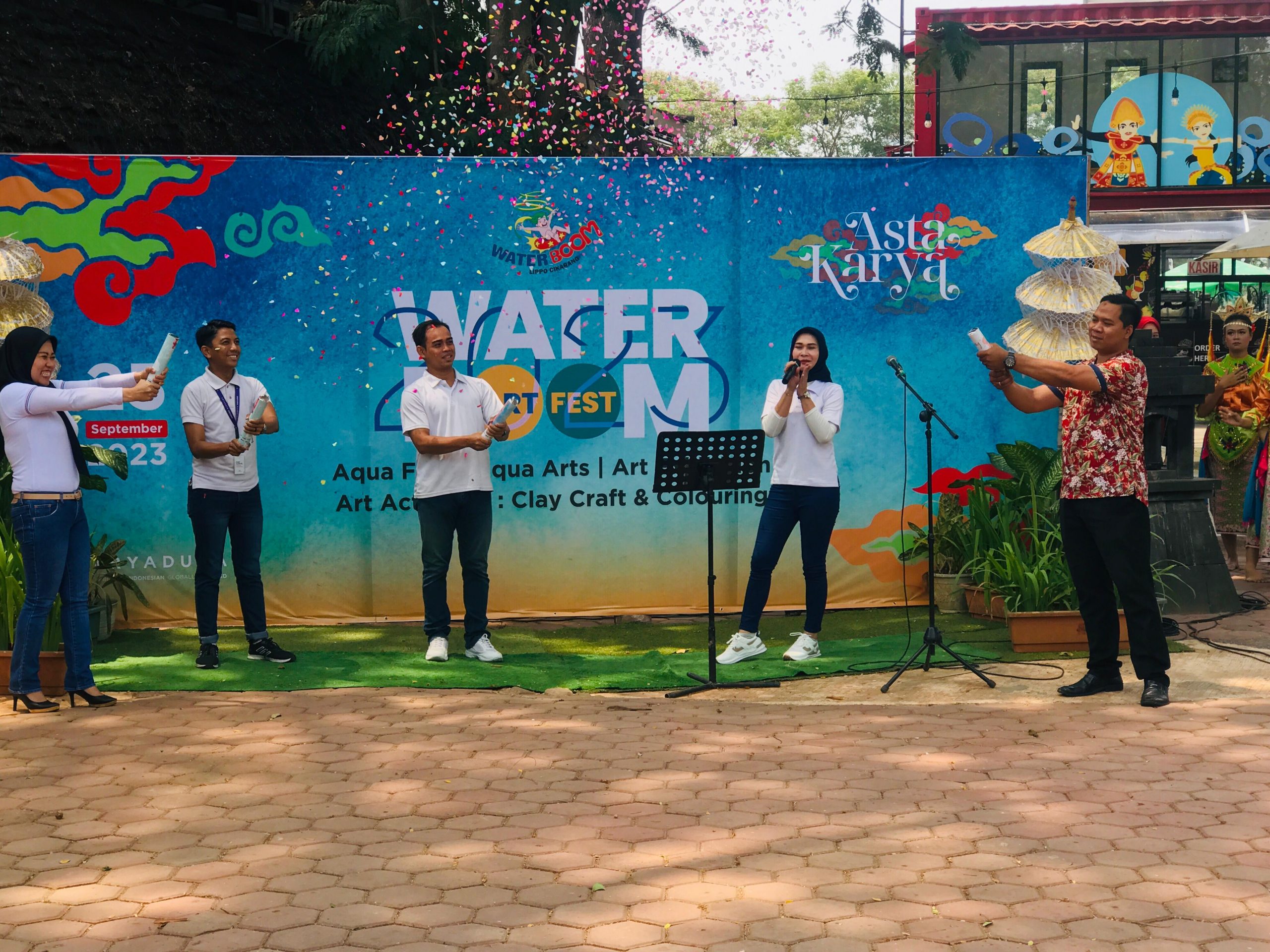 Mantap! WaterBoom Lippo Cikarang Resmi Melaunching Program ‘WaterBoom Art Fest’ Mantap! WaterBoom Lippo Cikarang Resmi Melaunching Program ‘WaterBoom Art Fest’