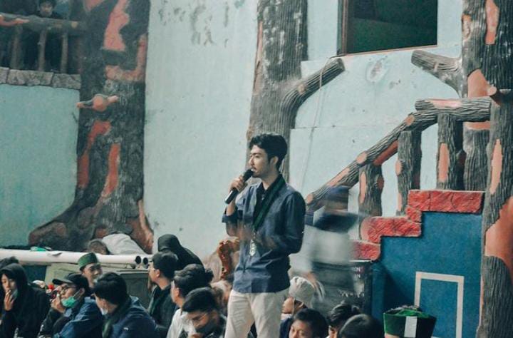 OPINI: Kepentingan Politik Luar Negeri Antara Diplomasi dan Keamanan Nasional OPINI: Kepentingan Politik Luar Negeri Antara Diplomasi dan Keamanan Nasional