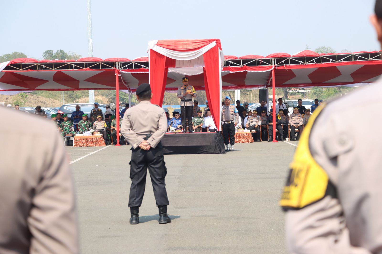 Polres Metro Bekasi Gelar Operasi Mantap Brata 2023-2024 Polres Metro Bekasi Gelar Operasi Mantap Brata 2023-2024