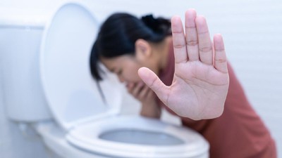 Korban Keracunan Sate Jebred Bertambah Jadi 52 Orang, 3 Orang Meninggal Korban Keracunan Sate Jebred Bertambah Jadi 52 Orang, 3 Orang Meninggal