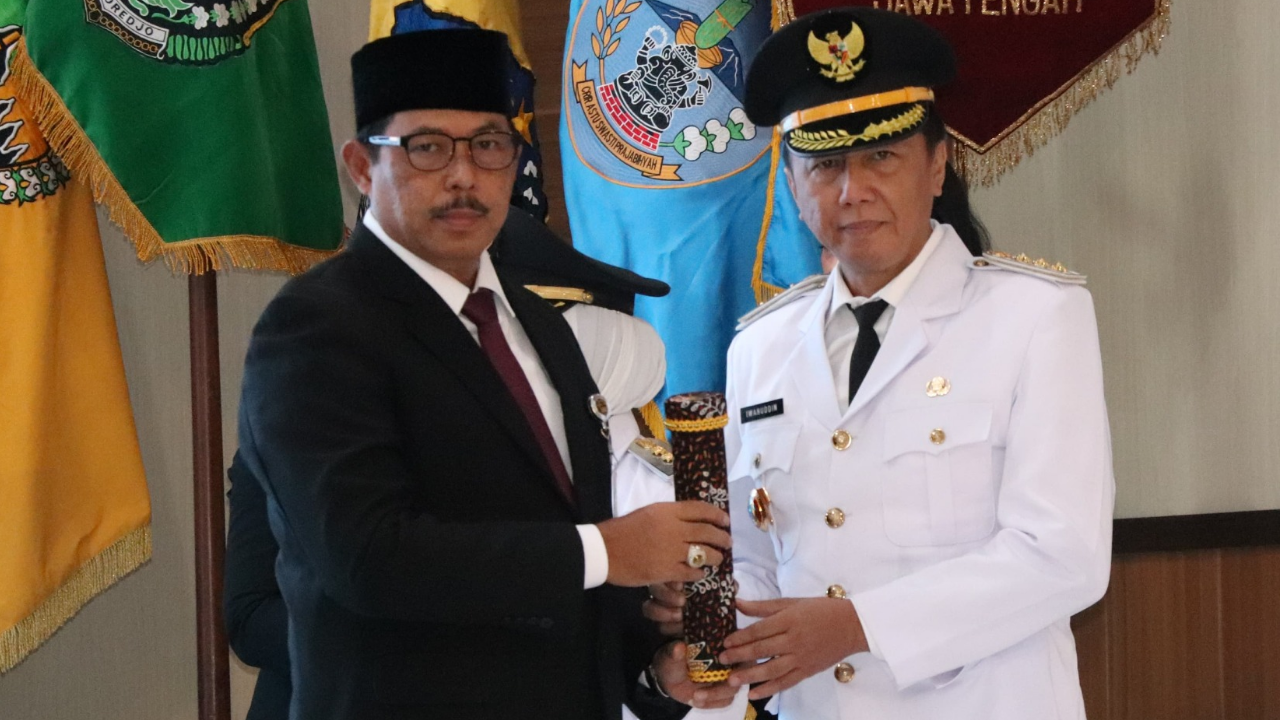 Simak! Pj Bupati Brebes Iwanuddin Iskandar Janjikan Bawa Brebes Lebih Maju, Mampukah? Simak! Pj Bupati Brebes Iwanuddin Iskandar Janjikan Bawa Brebes Lebih Maju, Mampukah?