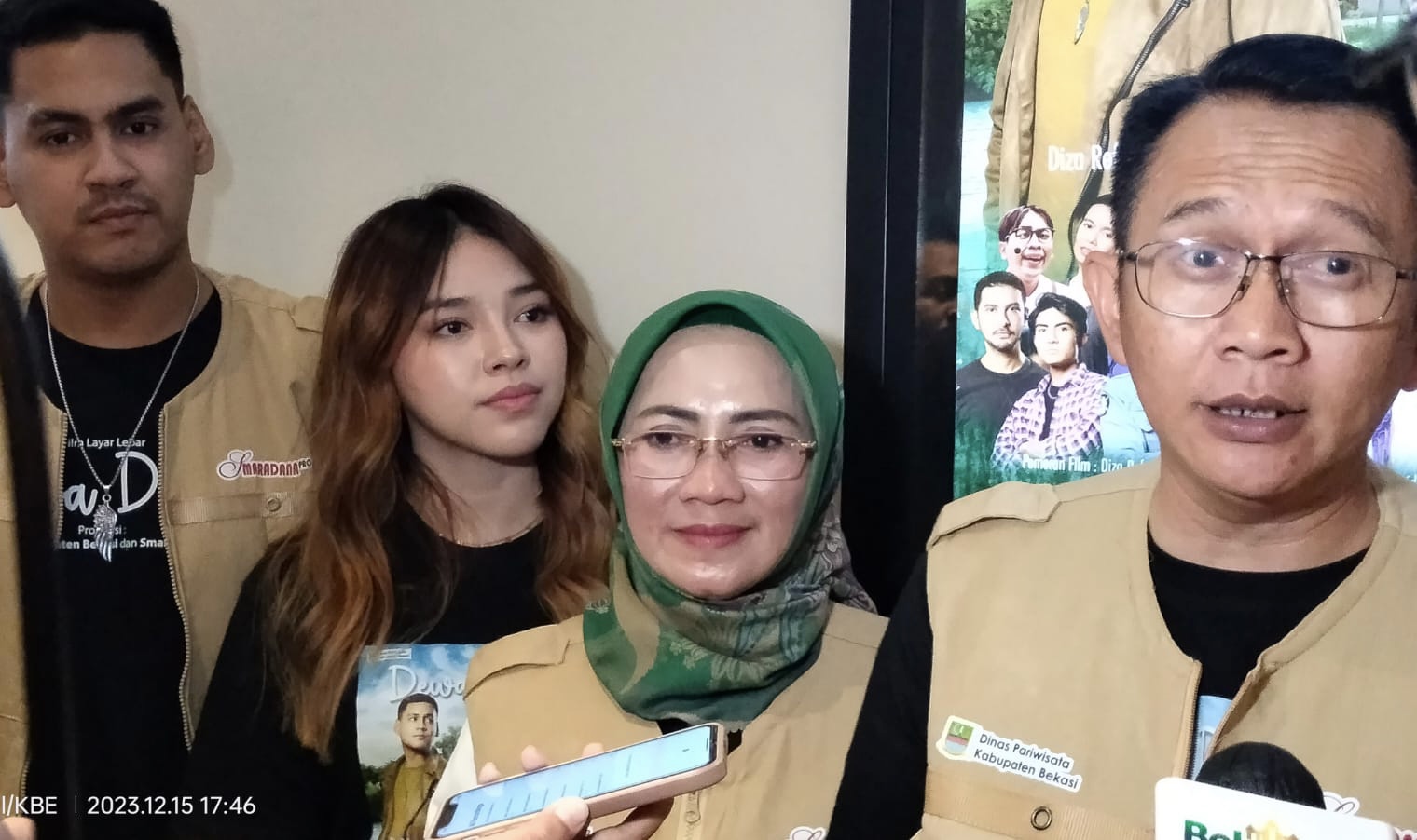 Intip! Profil Anneth Delliecia Sosok Pemeran Utama di Film ‘Dewa Dewi’ Bareng Pj Bupati Bekasi Intip! Profil Anneth Delliecia Sosok Pemeran Utama di Film ‘Dewa Dewi’ Bareng Pj Bupati Bekasi