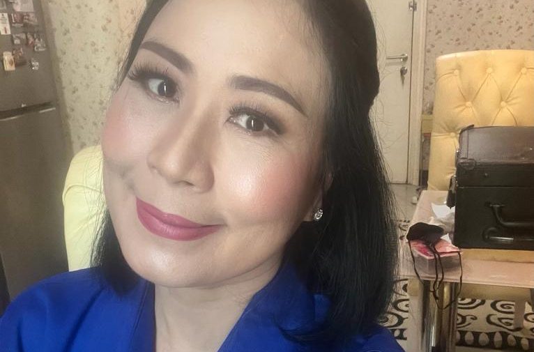 Profil Ivonne Inawade, Caleg DPR RI Dapil Sulawesi Tenggara yang Miliki Bakat Mentereng di Dunia Perfilman Tanah Air Profil Ivonne Inawade, Caleg DPR RI Dapil Sulawesi Tenggara yang Miliki Bakat Mentereng di Dunia Perfilman Tanah Air