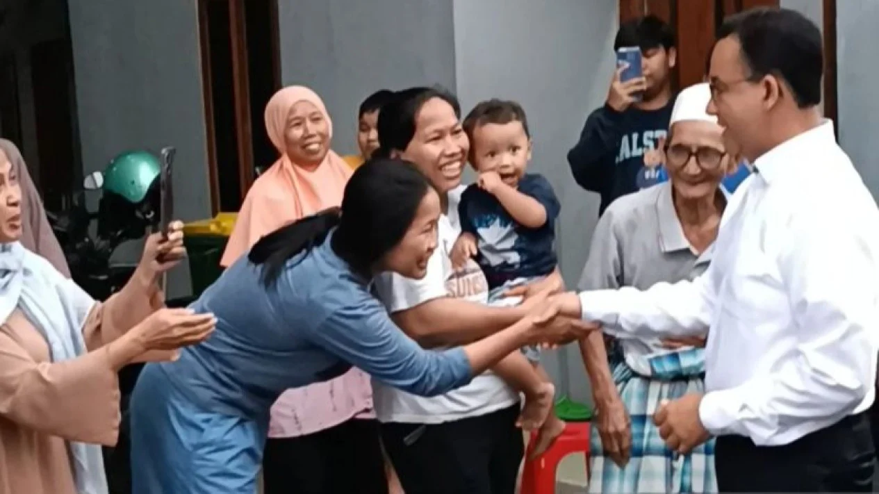 Wow! Anies Baswedan Pamit Tetangga Sekitar Sebelum Berangkat Debat Capres Wow! Anies Baswedan Pamit Tetangga Sekitar Sebelum Berangkat Debat Capres