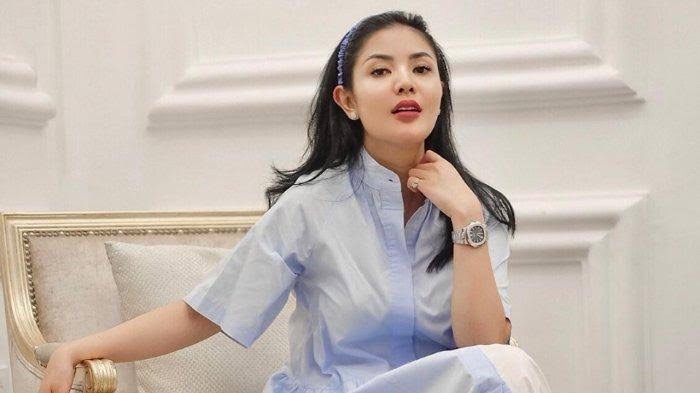 Umumkan Putus dari Dito Mahendra, Nindy Ayunda: Nggak Ada Nikah Siri Umumkan Putus dari Dito Mahendra, Nindy Ayunda: Nggak Ada Nikah Siri