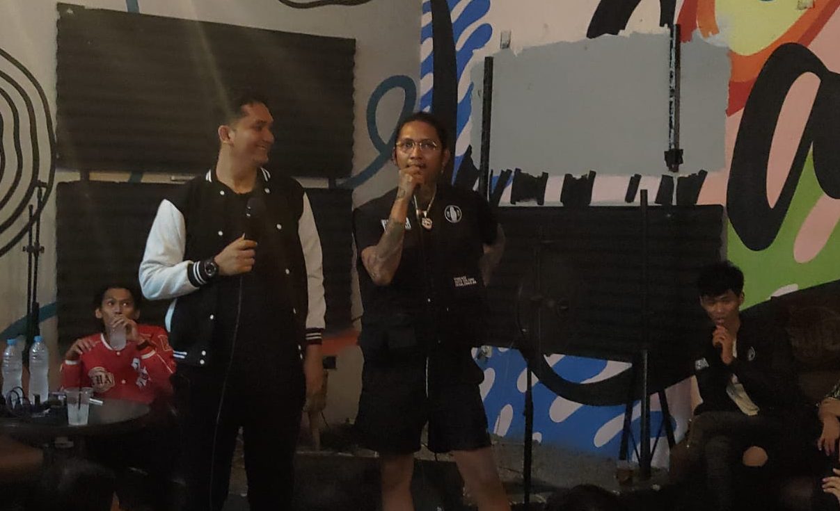 Wadidaw! Rapper Young Lex Kampanyekan Ganjar-Mahfud di Kabupaten Bekasi Wadidaw! Rapper Young Lex Kampanyekan Ganjar-Mahfud di Kabupaten Bekasi