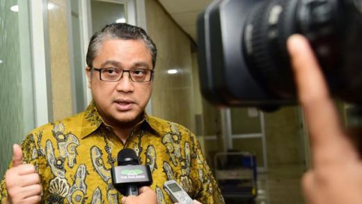 Peraturan Baru Dibatalkan, Komisi X DPR Sebut Masih Banyak UKT yang Mahal Peraturan Baru Dibatalkan, Komisi X DPR Sebut Masih Banyak UKT yang Mahal