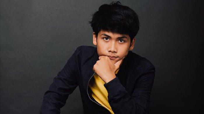 Bintang Emon Sindir Guru Besar Kenapa? Bintang Emon Sindir Guru Besar Kenapa?