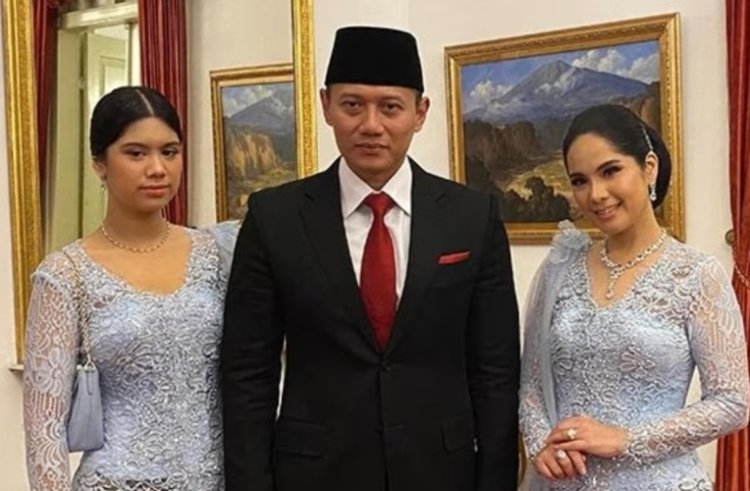 Resmi! Jokowi Lantik AHY Jadi Menteri ATR Resmi! Jokowi Lantik AHY Jadi Menteri ATR