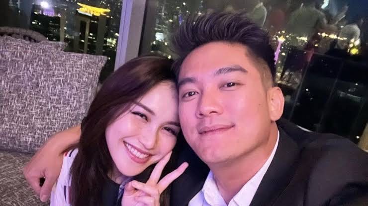 Dipertemukan Lagi dengan Ayu Ting Ting setelah Tunangan, Ekspresi Boy William Jadi Sorotan Dipertemukan Lagi dengan Ayu Ting Ting setelah Tunangan, Ekspresi Boy William Jadi Sorotan