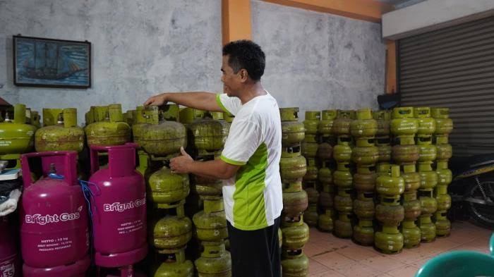 Pemerintah Mulai 2027 Gas LPG 3 Kg Tak Lagi Dijual Bebas Pemerintah Mulai 2027 Gas LPG 3 Kg Tak Lagi Dijual Bebas