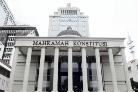 Arkaan Wahyu Adik Almas Minta ke MK Syarat Usia Cagub Dirubah Arkaan Wahyu Adik Almas Minta ke MK Syarat Usia Cagub Dirubah