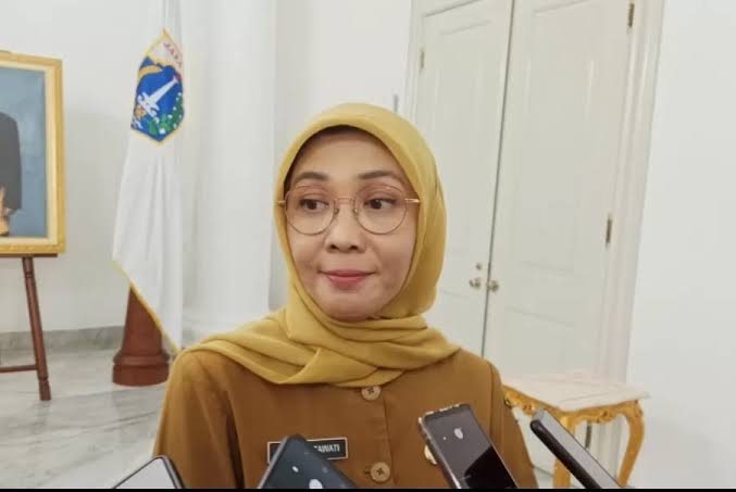 Cegah Penularan TBC, Dinkes DKI Imbau Warga Pakai Maker di Kerumunan Cegah Penularan TBC, Dinkes DKI Imbau Warga Pakai Maker di Kerumunan
