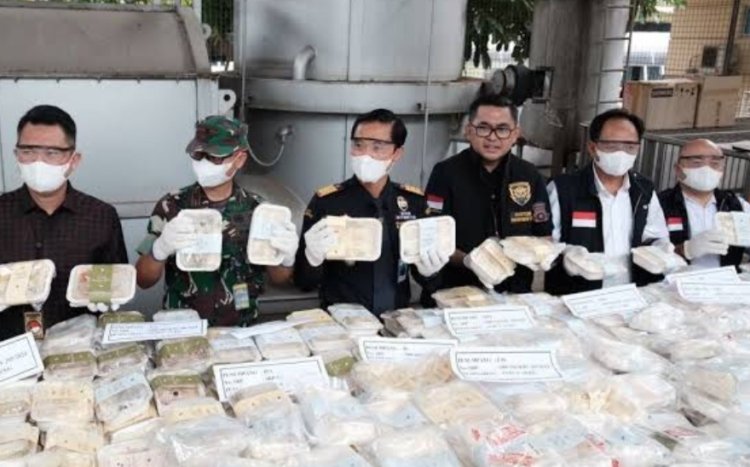 Wow! Bea Cukai Musnahkan 1 Ton ‘Milk Bun After You’ dari Thailand Wow! Bea Cukai Musnahkan 1 Ton ‘Milk Bun After You’ dari Thailand