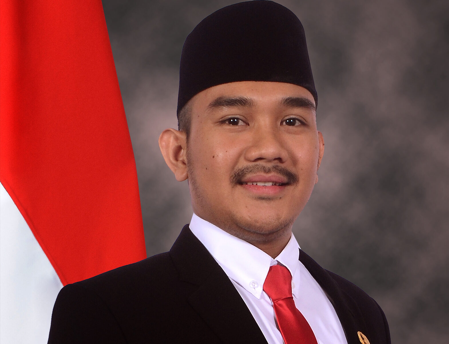 Simak! Ini Profil Ade Kuswara Kunang Sosok Pemuda yang Baru Saja Daftar Penjaringan Bacabup Bekasi di Kantor PDIP Simak! Ini Profil Ade Kuswara Kunang Sosok Pemuda yang Baru Saja Daftar Penjaringan Bacabup Bekasi di Kantor PDIP