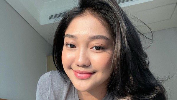 Wow! Selebgram Chandrika Chika Ditangkap Polisi di Jakarta Selatan Wow! Selebgram Chandrika Chika Ditangkap Polisi di Jakarta Selatan