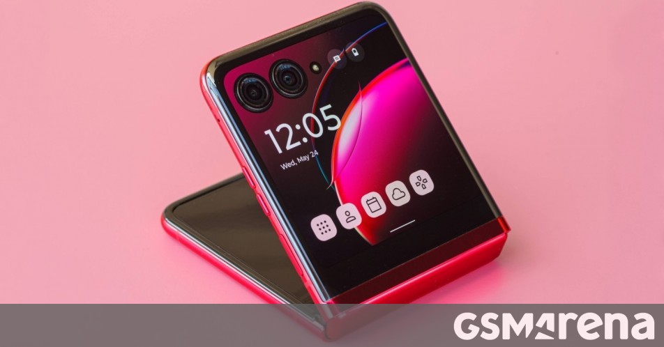 Motorola Razr 50 muncul di Geekbench Motorola Razr 50 muncul di Geekbench