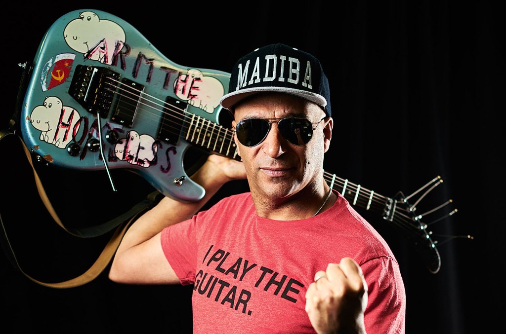 Tom Morello Dinobatkan sebagai Penerima Penghargaan Woody Guthrie 2024 Tom Morello Dinobatkan sebagai Penerima Penghargaan Woody Guthrie 2024