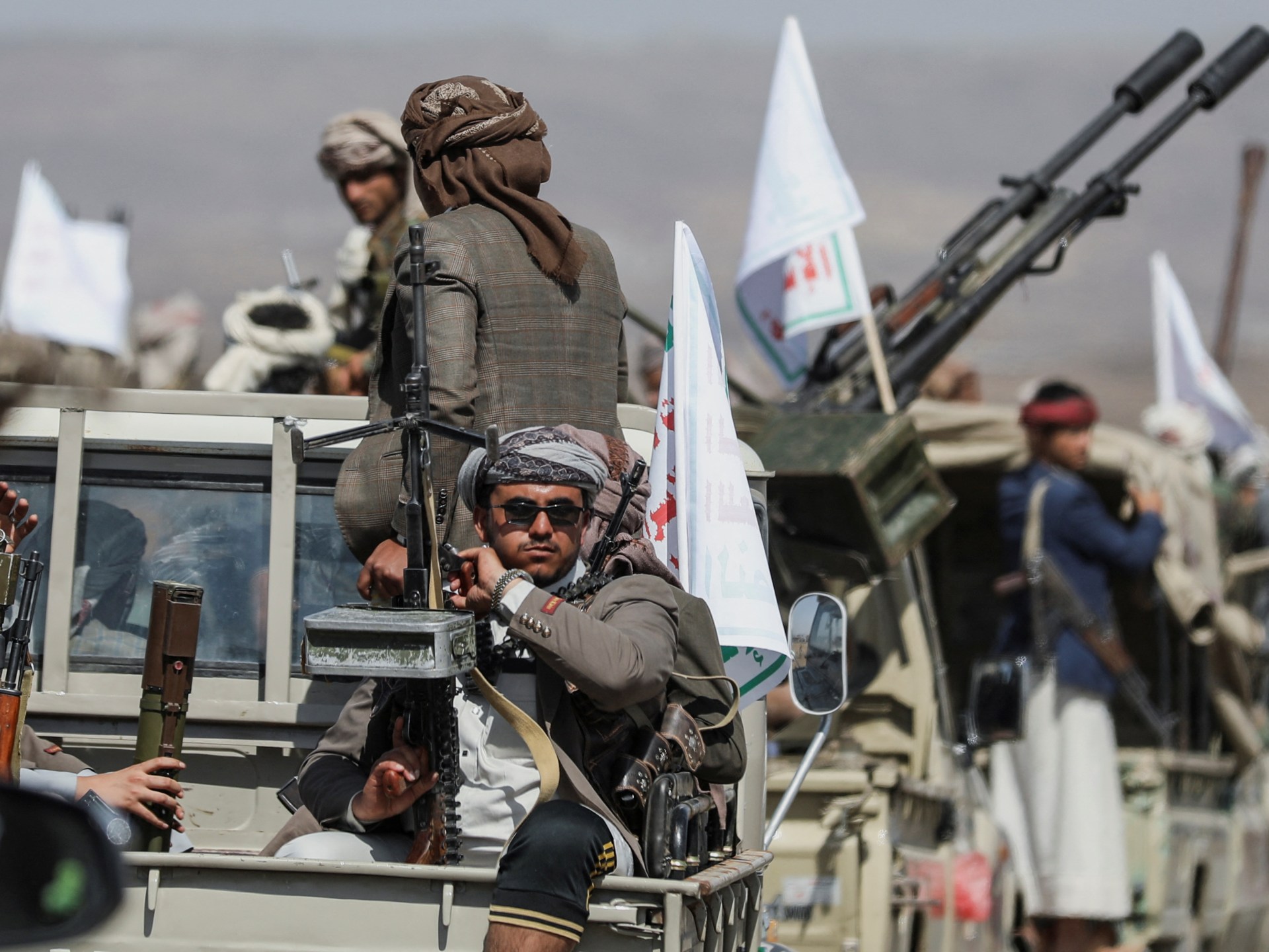 Houthi Yaman menahan 11 staf PBB, pekerja bantuan | Berita konflik Israel-Palestina Houthi Yaman menahan 11 staf PBB, pekerja bantuan | Berita konflik Israel-Palestina