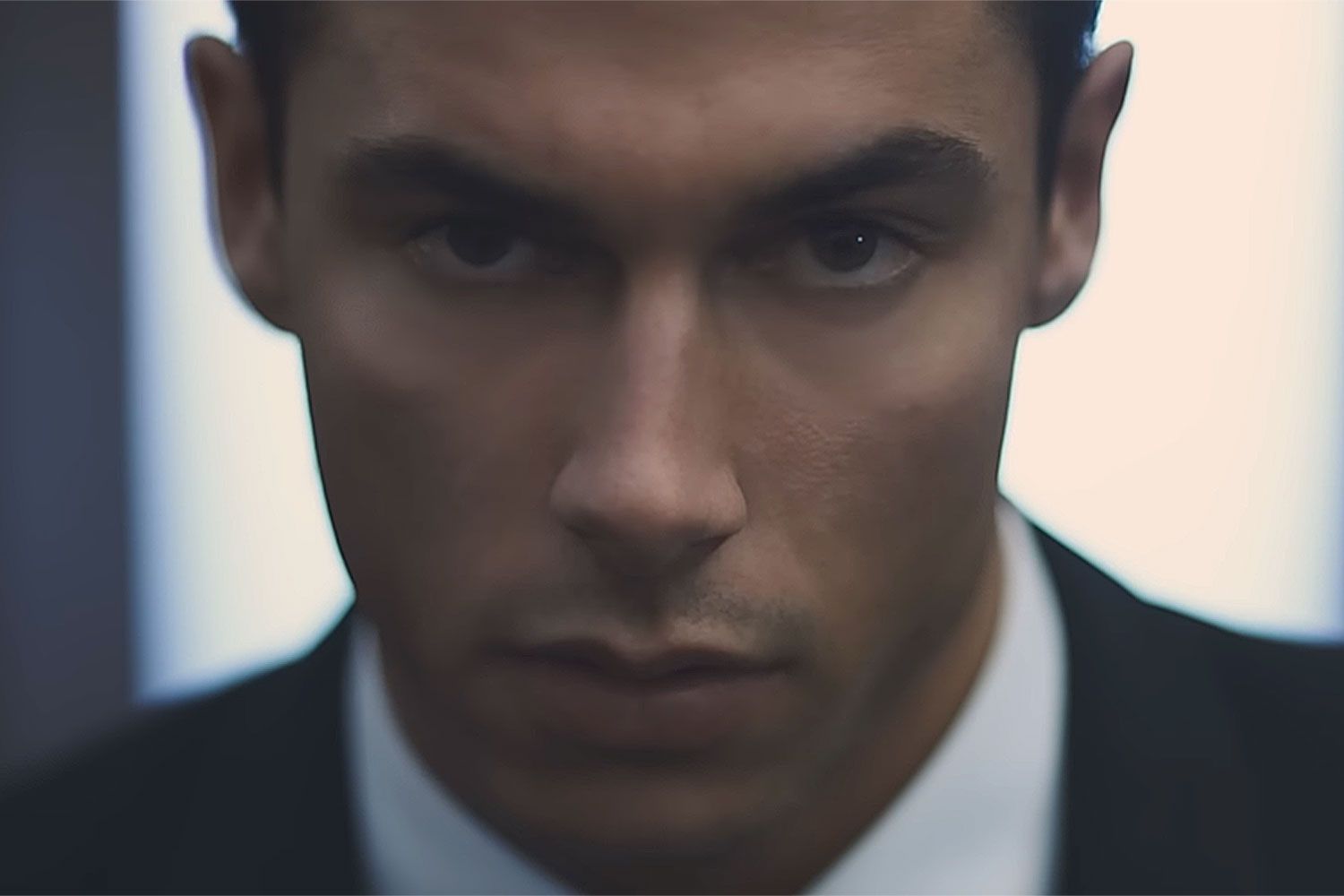 Andrea Denver Muncul di Video Musik ‘Clean House’ Taylor Swift Andrea Denver Muncul di Video Musik ‘Clean House’ Taylor Swift