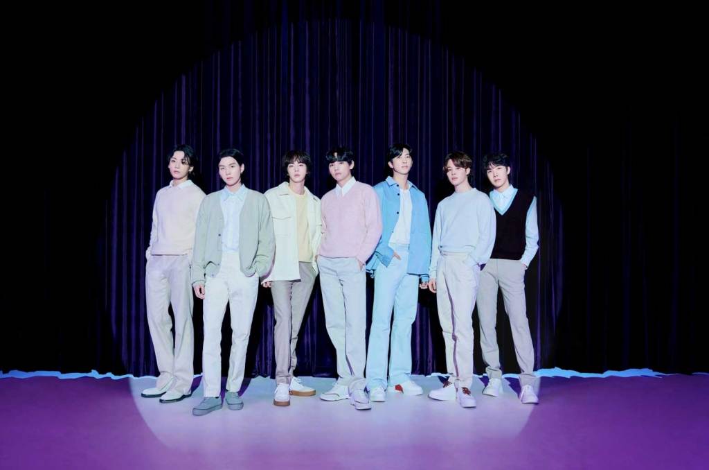 HYBE Mengubah Kriteria Pendaftaran Untuk “Acara Pelukan” BTS Jin Menyusul Keluhan Penggemar HYBE Mengubah Kriteria Pendaftaran Untuk “Acara Pelukan” BTS Jin Menyusul Keluhan Penggemar