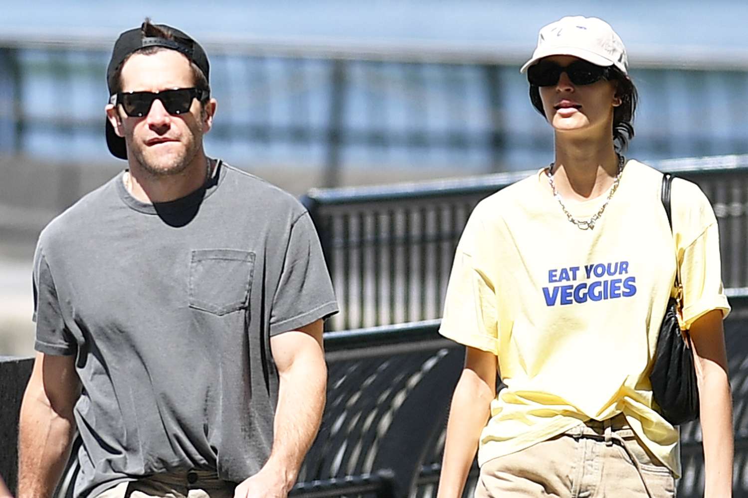 Jake Gyllenhaal dan Pacar Jeanne Cadieu Terlihat di Tamasya Langka: Foto Jake Gyllenhaal dan Pacar Jeanne Cadieu Terlihat di Tamasya Langka: Foto