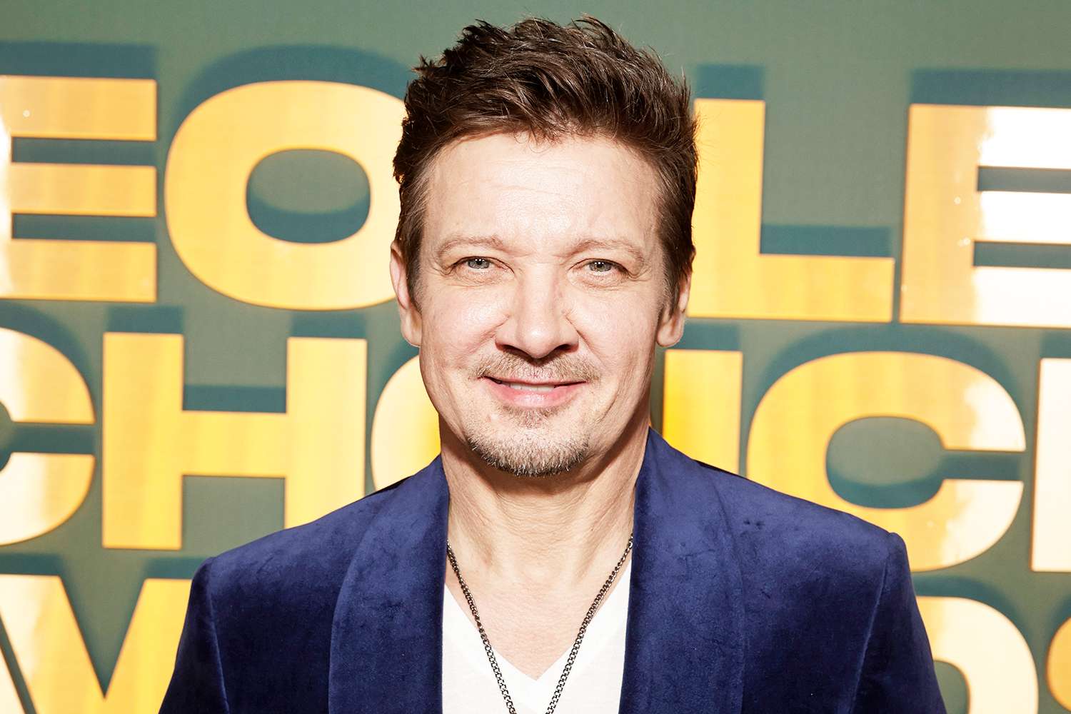 Jeremy Renner Merenungkan Menjadi Penata Rias Division Retailer Jeremy Renner Merenungkan Menjadi Penata Rias Division Retailer