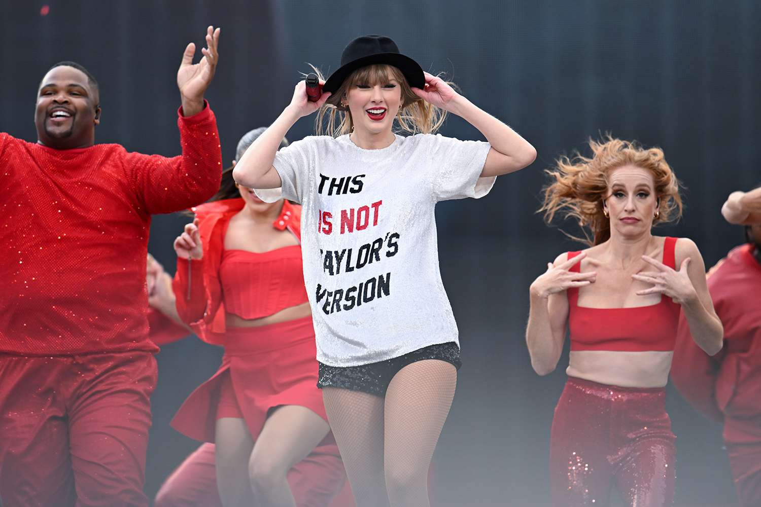 Penggemar Taylor Swift Tambahkan ‘Swift Quake’ Edinburgh ke Seattle, Los Angeles Penggemar Taylor Swift Tambahkan ‘Swift Quake’ Edinburgh ke Seattle, Los Angeles