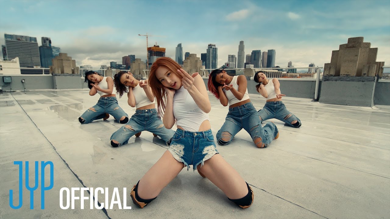 Nayeon TWICE Pecahkan Rekor K-pop: Dua Kali Kemenangan di Billboard 200 Nayeon TWICE Pecahkan Rekor K-pop: Dua Kali Kemenangan di Billboard 200