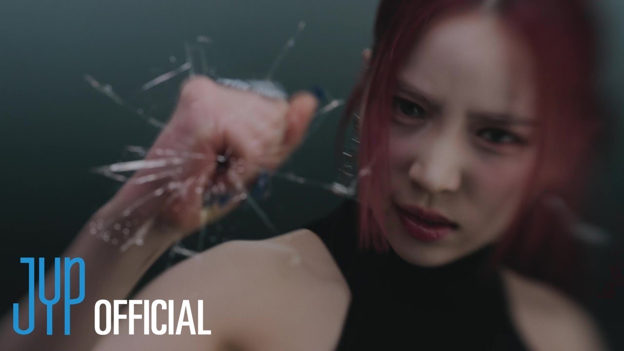 NiziU(니쥬) ‘RISE UP’ M/V Dirilis JYP Entertainment NiziU(니쥬) ‘RISE UP’ M/V Dirilis JYP Entertainment