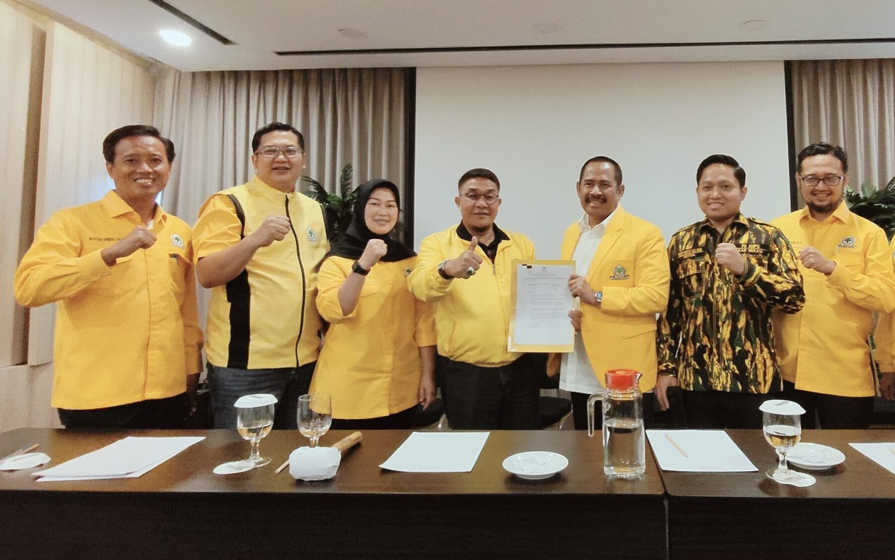 Simak! Berikut Nama-nama Usulan Partai Golkar untuk Jadi Ketua DPRD Kabupaten Bekasi Simak! Berikut Nama-nama Usulan Partai Golkar untuk Jadi Ketua DPRD Kabupaten Bekasi