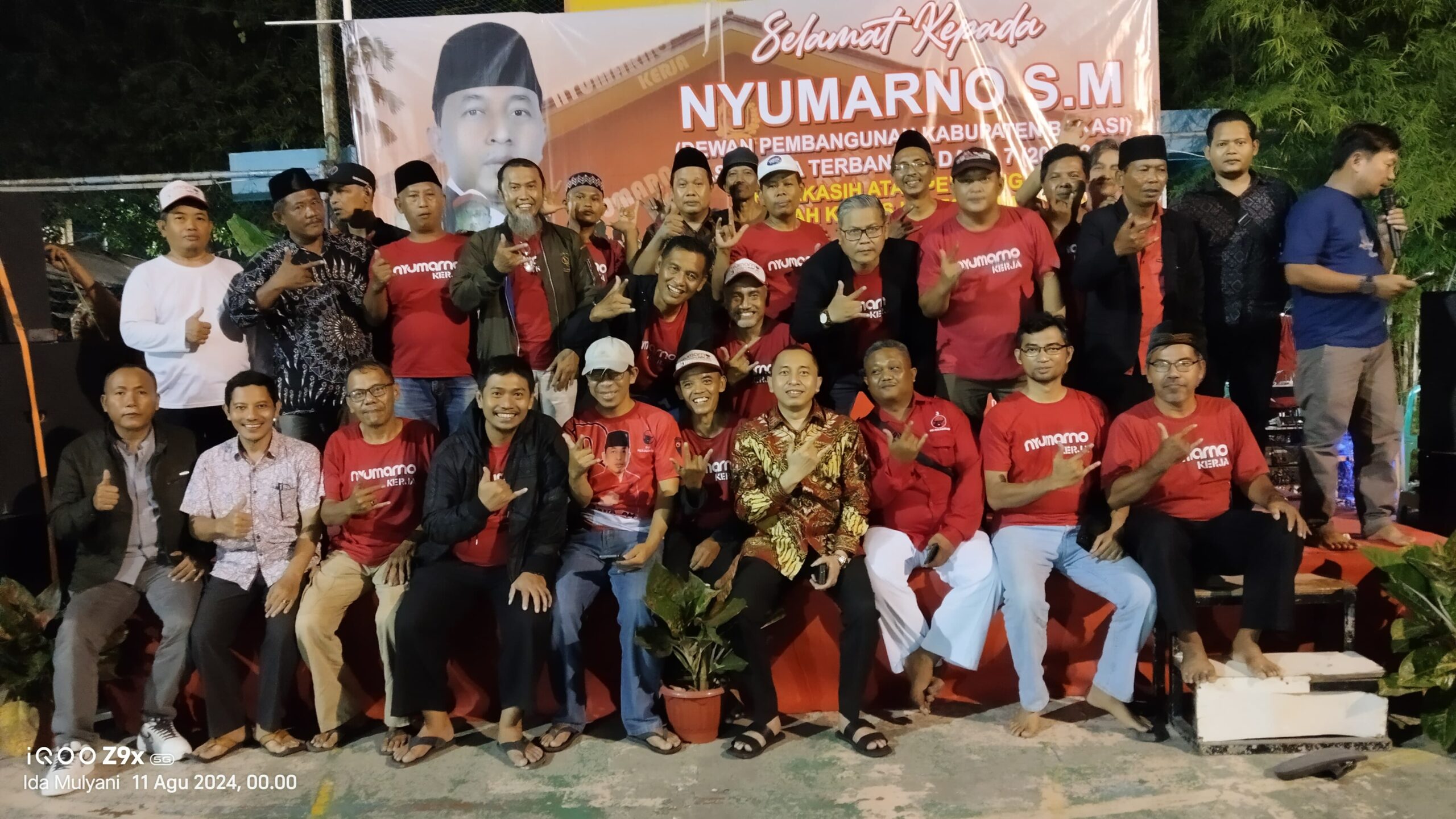 Wih! Warga Desa Simpangan Cikarang Beri Gelar Nyumarno Dewan Pembangunan Wih! Warga Desa Simpangan Cikarang Beri Gelar Nyumarno Dewan Pembangunan