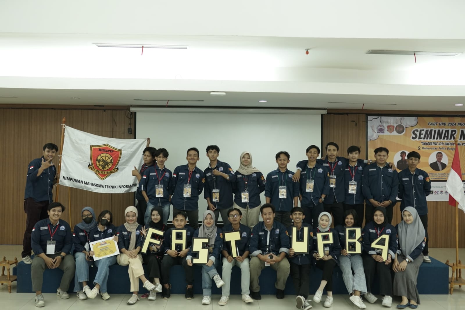 Himatif UPB Sukses Gelar Seminar Nasional: Bahas Kecanggihan Teknologi Robot Himatif UPB Sukses Gelar Seminar Nasional: Bahas Kecanggihan Teknologi Robot
