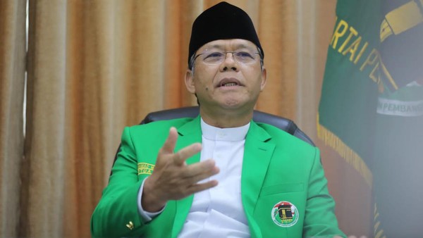 Kepemimpinan Mardiono di PPP Digoyang Kader Kepemimpinan Mardiono di PPP Digoyang Kader