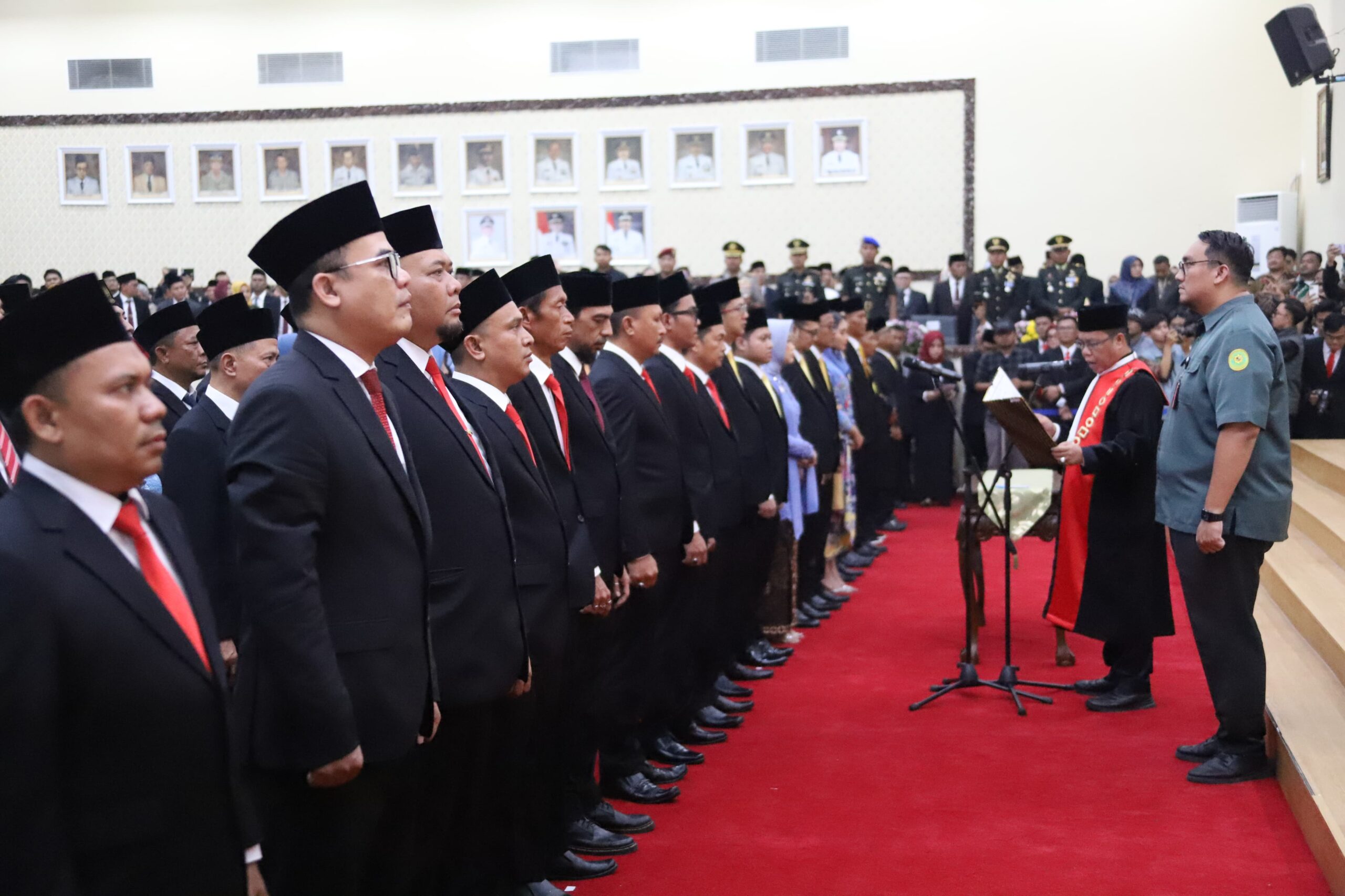 Sah! 55 Anggota DPRD Kabupaten Bekasi Resmi Dilantik Sah! 55 Anggota DPRD Kabupaten Bekasi Resmi Dilantik