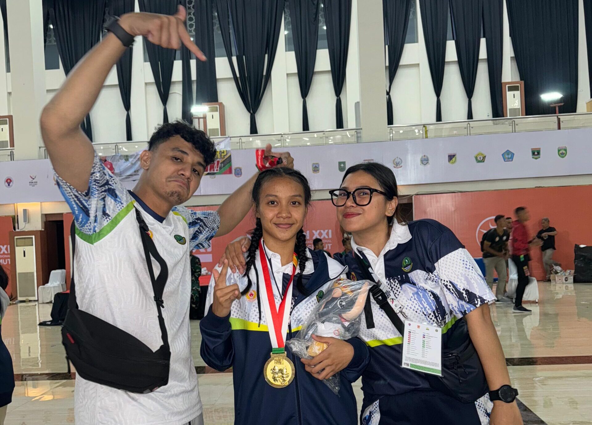 Mantap! Atlet Muay Thai Bekasi Borong Medali Emas untuk Jabar di PON XXI Mantap! Atlet Muay Thai Bekasi Borong Medali Emas untuk Jabar di PON XXI