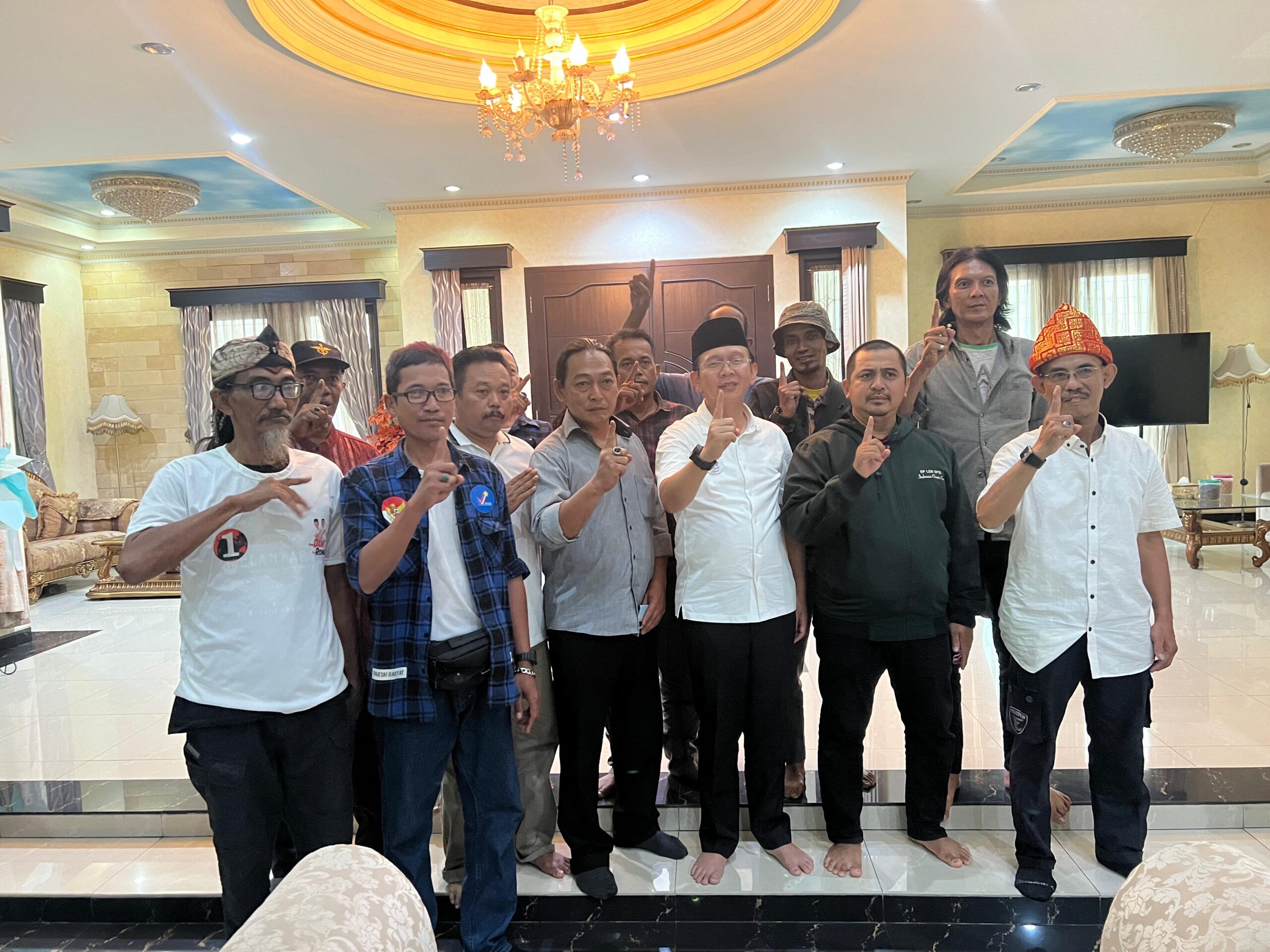 Resmi! Partai Prima Kabupaten Bekasi Dukung Dani-Romli di Pilkada 2024 Resmi! Partai Prima Kabupaten Bekasi Dukung Dani-Romli di Pilkada 2024