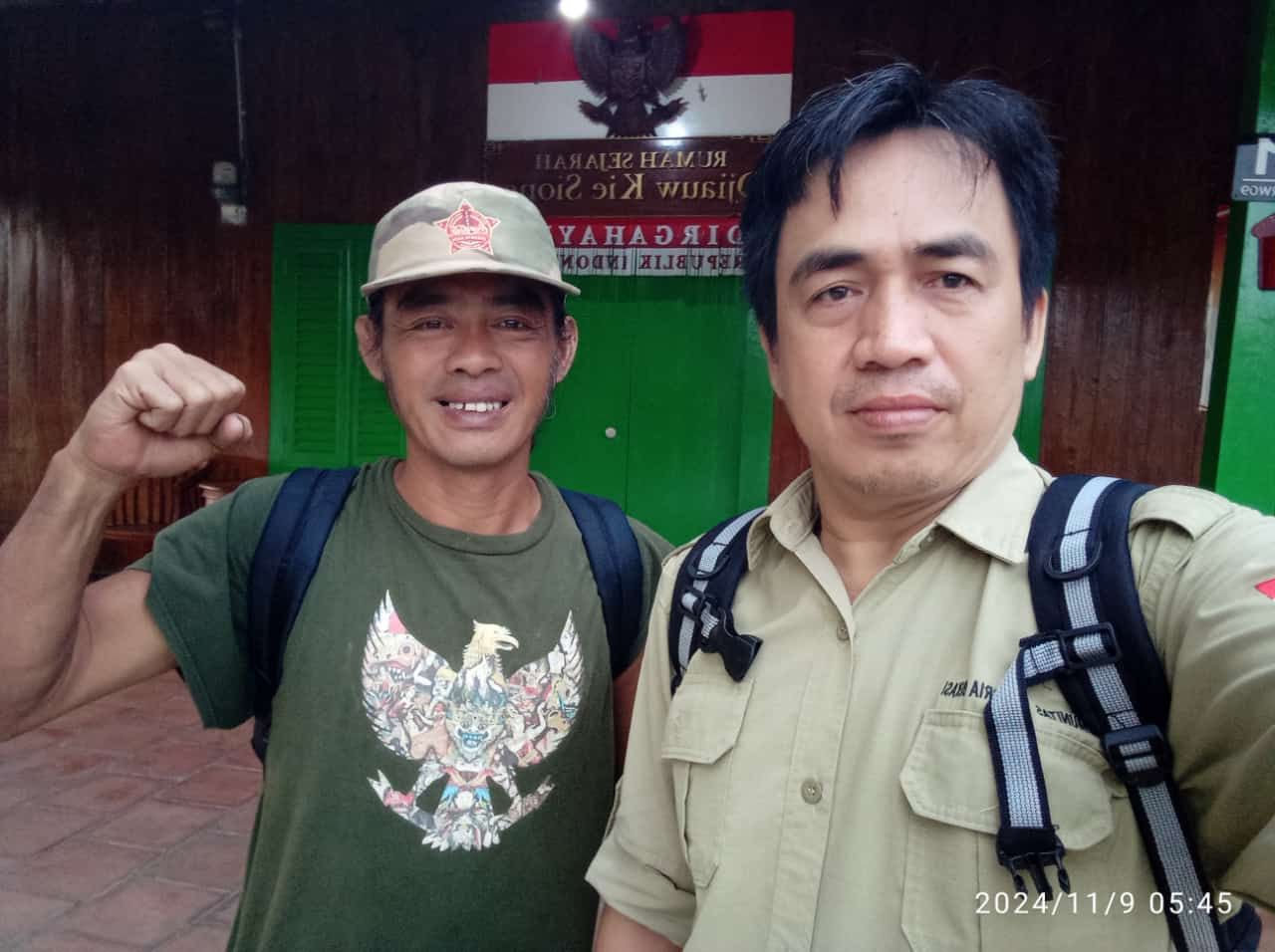Momentum Hari Pahlawan 10 November 2024: Dua Orang Pegiat Sejarah Aksi Jalan Kaki Karawang-Bekasi Momentum Hari Pahlawan 10 November 2024: Dua Orang Pegiat Sejarah Aksi Jalan Kaki Karawang-Bekasi