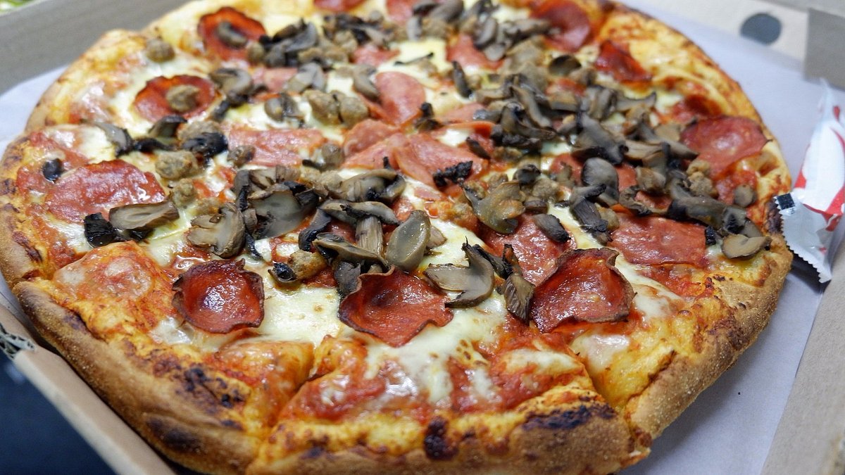 Pizza Hut Tutup 20 Gerai dan Pangkas 371 Karyawan? Pizza Hut Tutup 20 Gerai dan Pangkas 371 Karyawan?