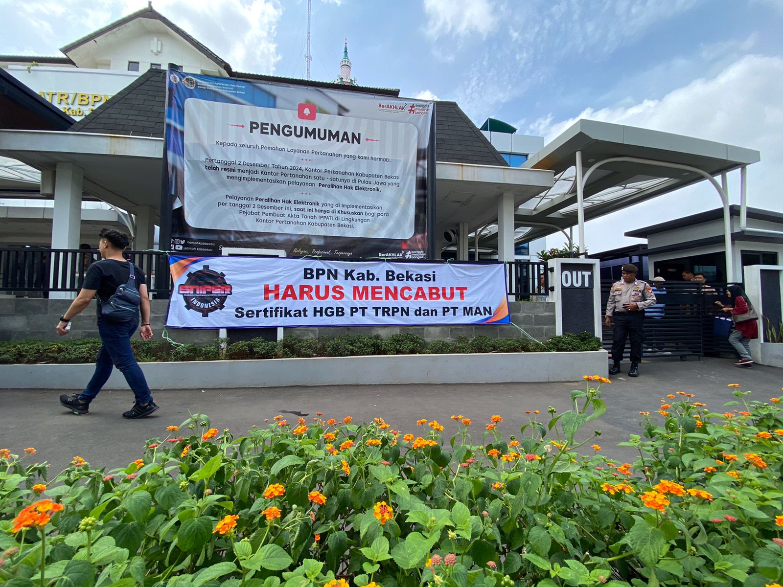 BPN Kabupaten Bekasi Kaget PTSL Terbit Dilaut: LSM Sniper Indonesia Minta Pemda dan DPRD Turun Gunung BPN Kabupaten Bekasi Kaget PTSL Terbit Dilaut: LSM Sniper Indonesia Minta Pemda dan DPRD Turun Gunung