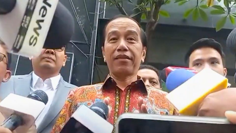 Jokowi Laporkan Kasus Dugaan Ijazah Palsu ke Polda Metro Jaya Jokowi Laporkan Kasus Dugaan Ijazah Palsu ke Polda Metro Jaya
