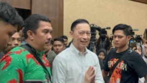 Tom Lembong Ajukan Banding usai Divonis 4,5 Tahun Penjara dalam Kasus Korupsi Impor Gula Tom Lembong Ajukan Banding usai Divonis 4,5 Tahun Penjara dalam Kasus Korupsi Impor Gula