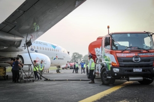 Terobosan Besar: Minyak Jelantah Siap “Terbang” sebagai Bahan Bakar Pesawat, Mendekati Skala Komersial Terobosan Besar: Minyak Jelantah Siap “Terbang” sebagai Bahan Bakar Pesawat, Mendekati Skala Komersial